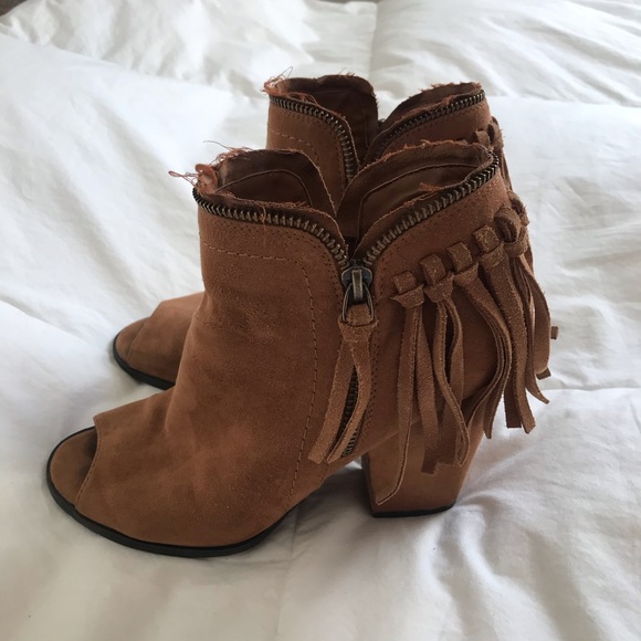 DV Booties - Picture 5 of 8